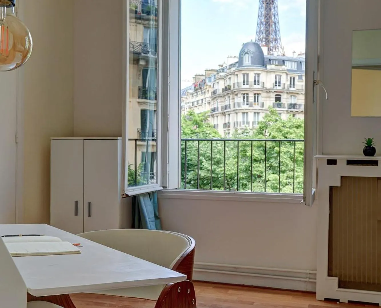 Bnbnova - 1Br - Champ De Mars & Eiffel Tower Parijs